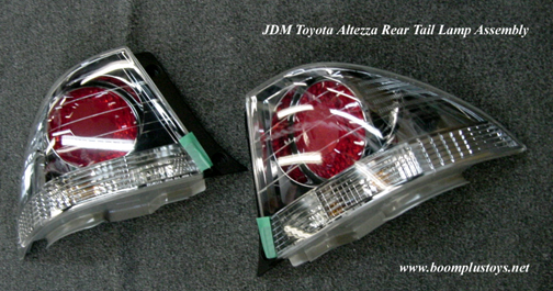 JDM Toyota Altezza / IS300 GXE10 Rear Tail Light Set